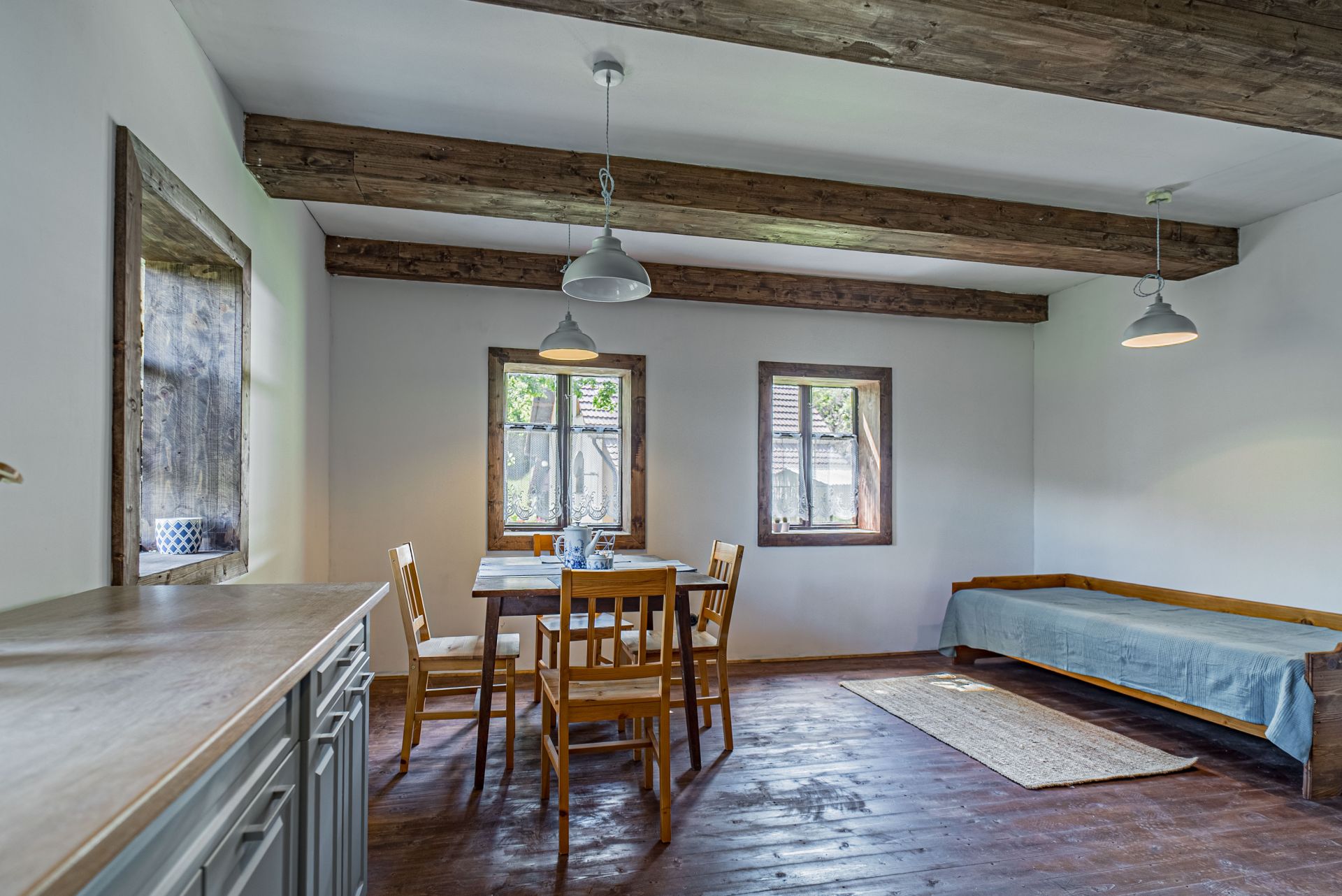 Prodej kouzelné roubenky na samotě